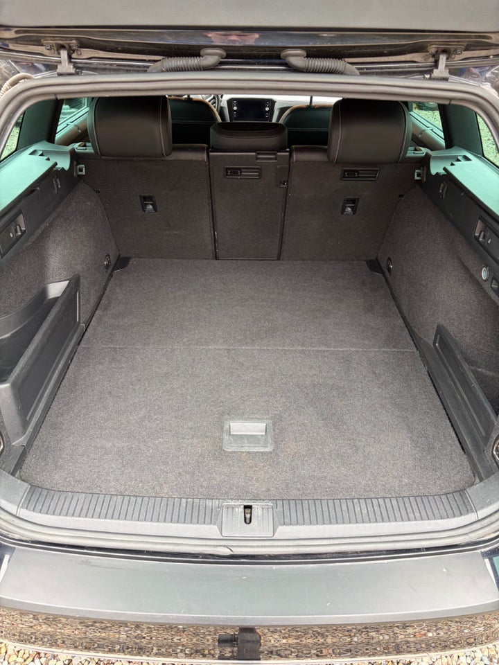 VW Passat 1,4 GTE DSG 4d