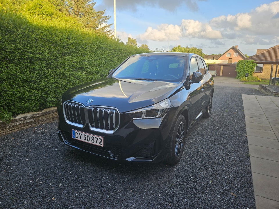 BMW iX1 xDrive30 M-Sport 5d