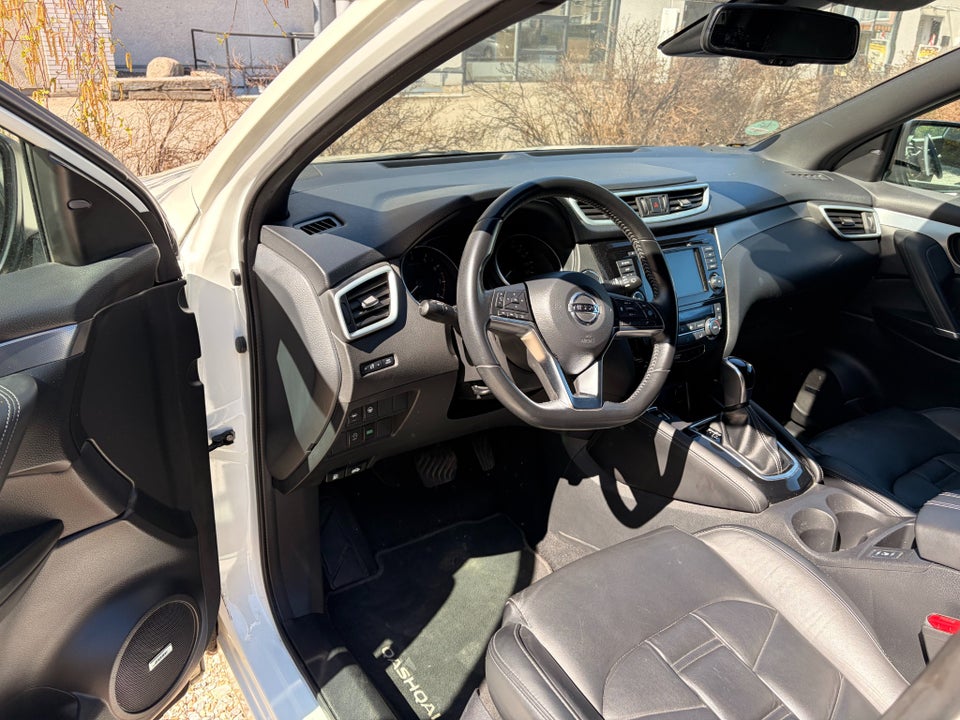 Nissan Qashqai 1,3 Dig-T 160 Tekna DCT 5d