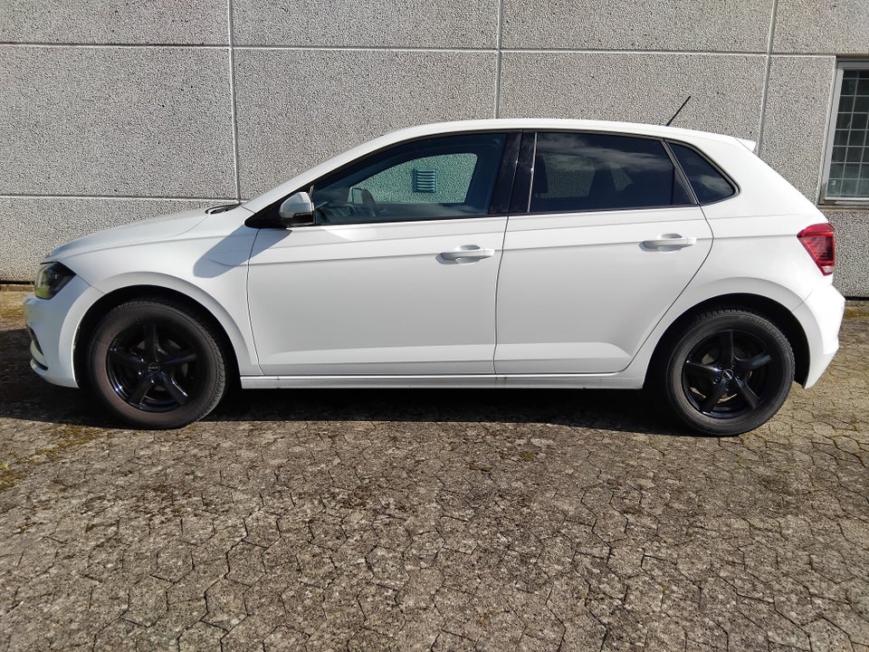 VW Polo 1,0 TSi 95 Comfortline Connect DSG 5d