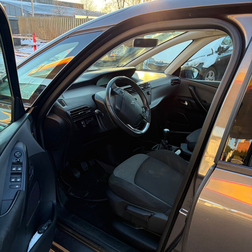 Citroën C4 Picasso 1,2 PureTech 130 Iconic 5d