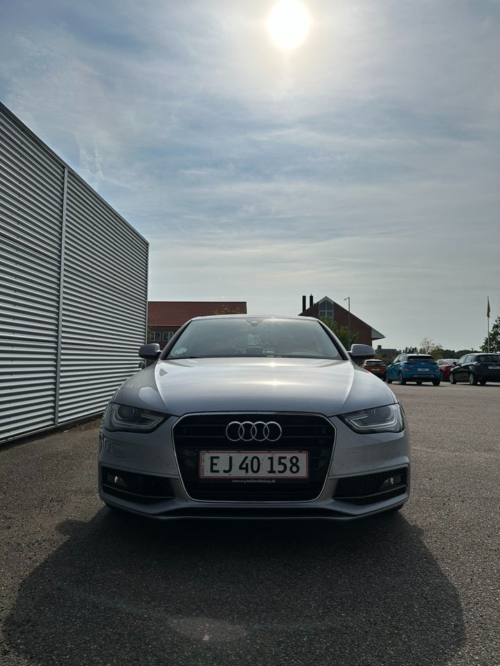 Audi A4 1,8 TFSi 120 S-line 4d