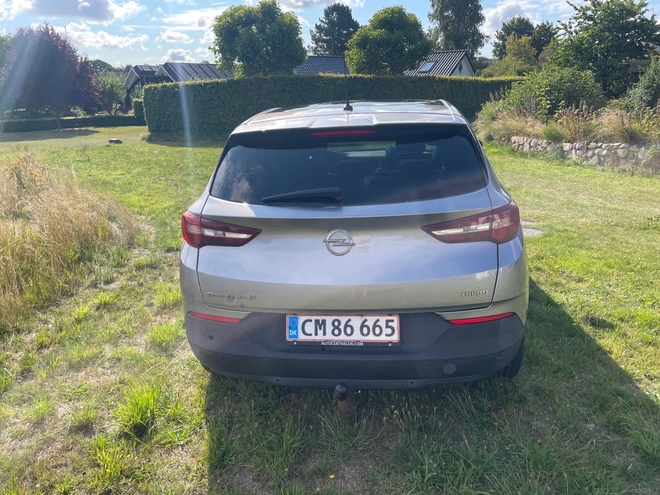 Opel Grandland X 1,2 T 130 Enjoy 5d