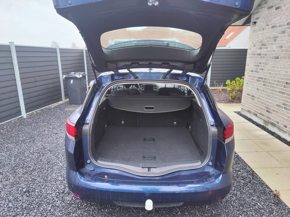 Renault Megane IV 1,5 dCi 115 Zen Sport Tourer EDC 5d