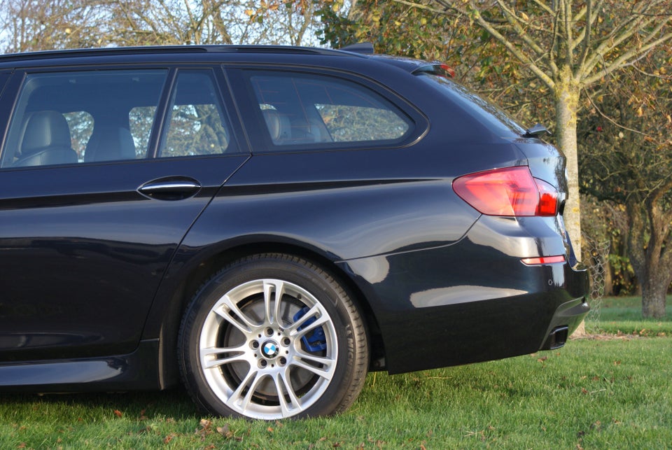 BMW 550i 4,4 Touring aut. 5d