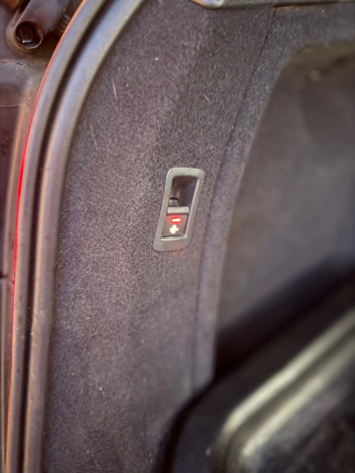 Audi A4 40 TFSi Prestige Tour Avant S-tr. 5d