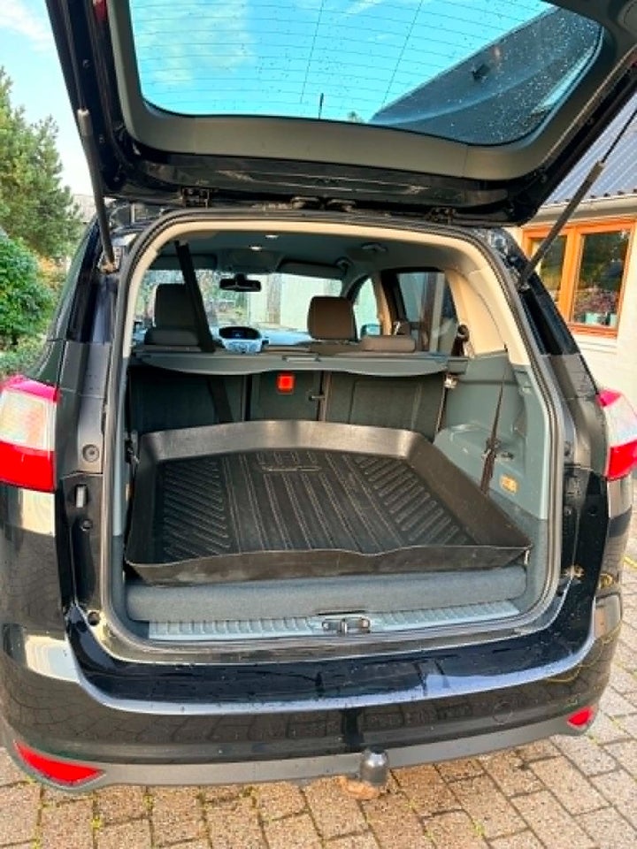 Ford Grand C-MAX 1,6 SCTi 150 Titanium 7prs 5d