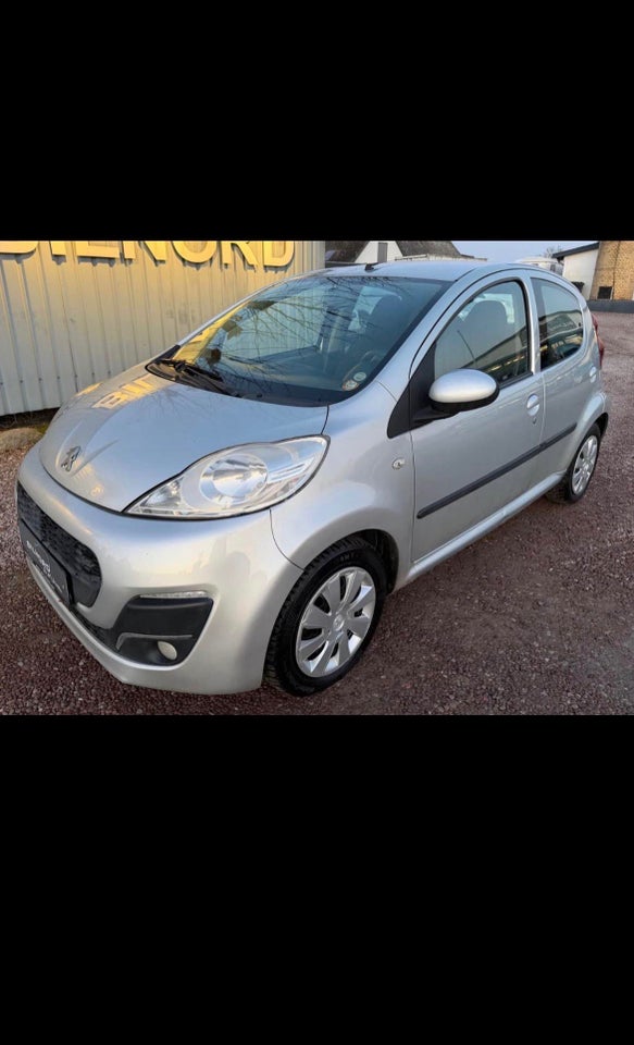 Peugeot 107 1,0  5d
