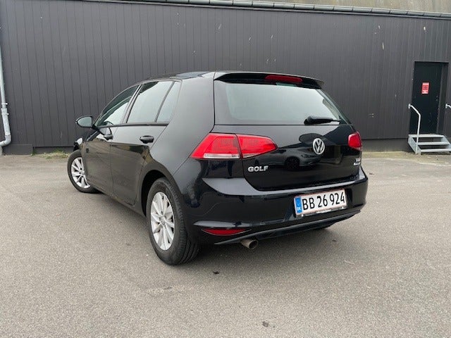 VW Golf VII 1,6 TDi 110 Comfortline DSG BMT 5d