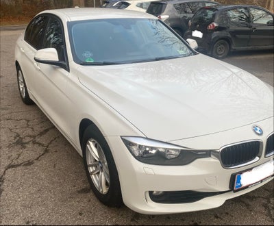 BMW 320i 2,0 aut. 4d