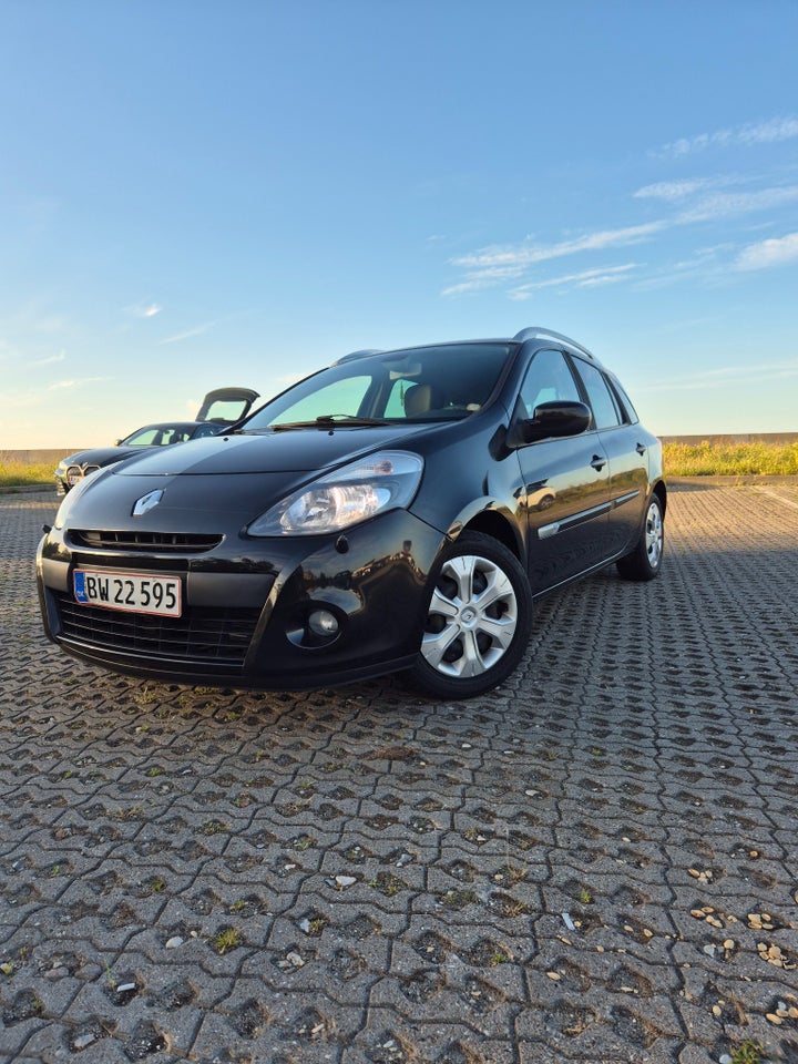 Renault Clio III 1,2 16V TCe Authentique Sport Tourer 5d