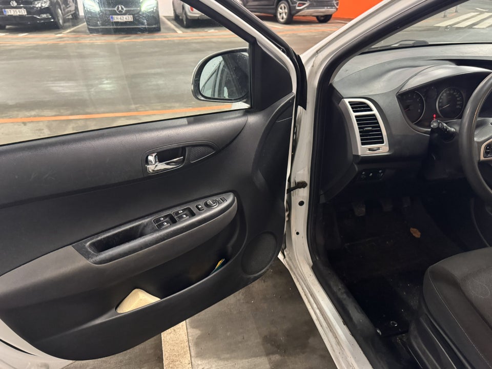 Hyundai i20 1,25 Comfort 5d