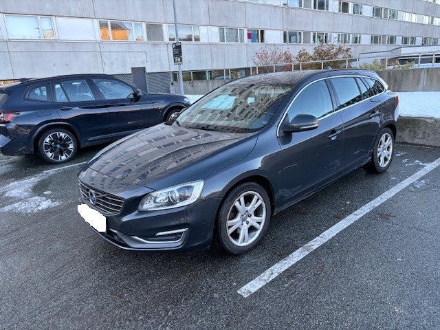 Volvo V60 2,0 D4 181 Momentum aut. 5d