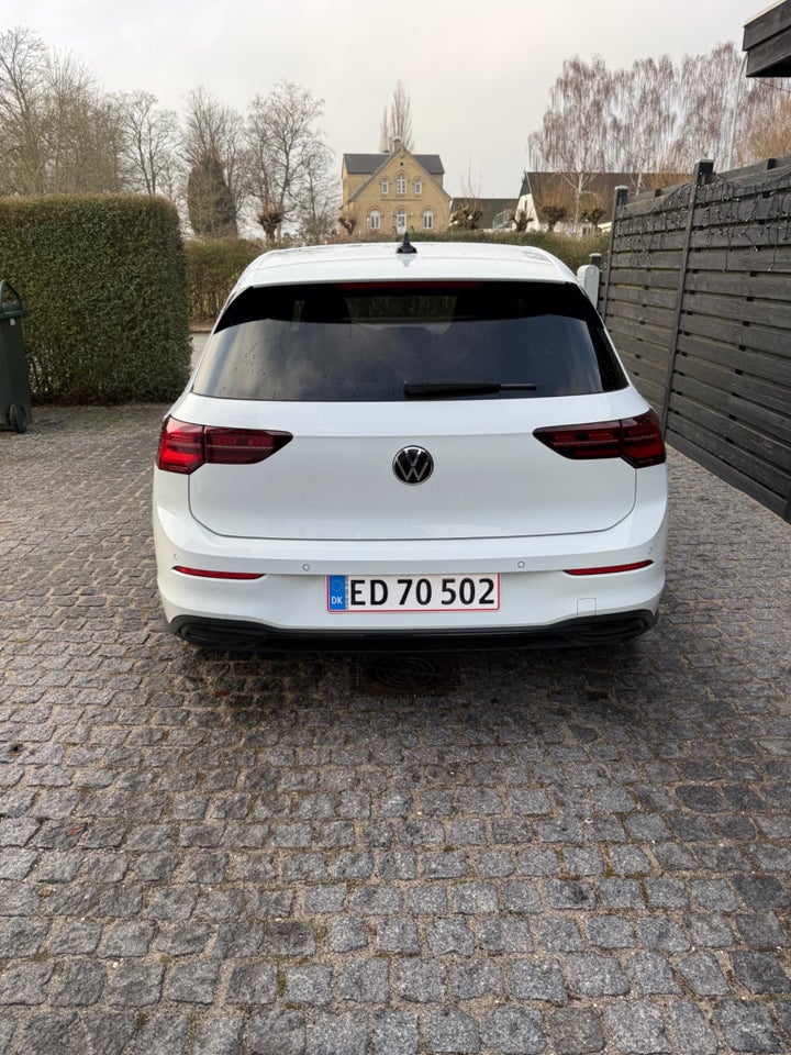 VW Golf VIII 1,4 GTE DSG 5d