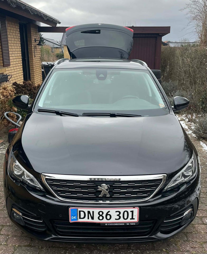 Peugeot 308 1,6 BlueHDi 120 Allure SW 5d