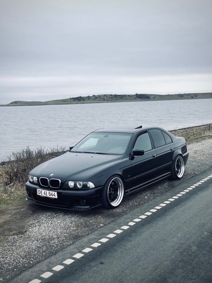 BMW 540i 4,4  4d