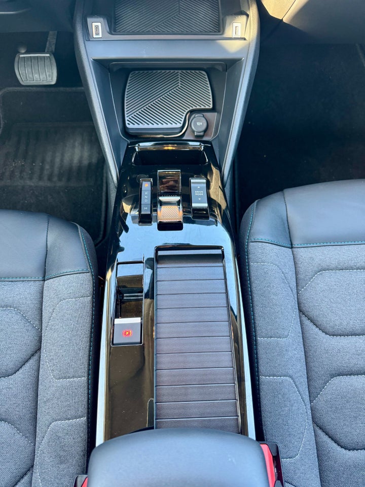 Citroën C4 1,2 PureTech 130 VTR Sport EAT8 5d