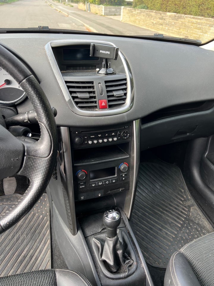Peugeot 207 1,6 VTi Allure SW 5d