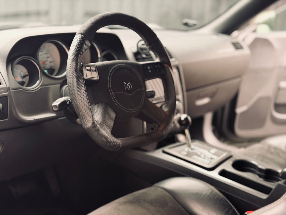 Dodge Challenger 6,1 SRT-8 2d