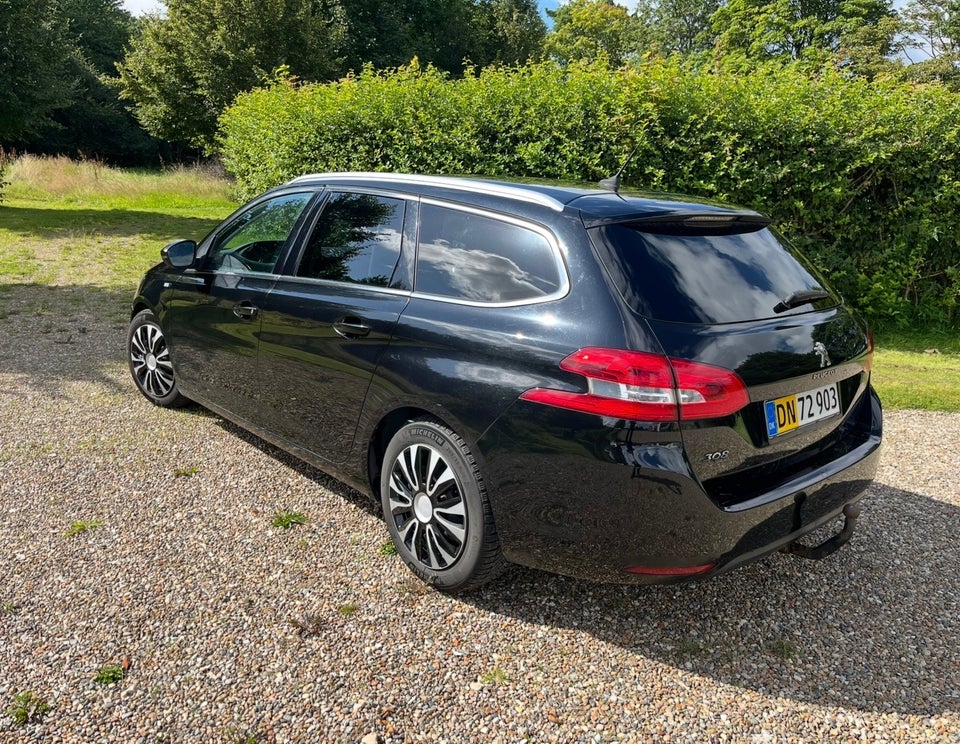 Peugeot 308 1,6 BlueHDi 120 Style SW Van 5d