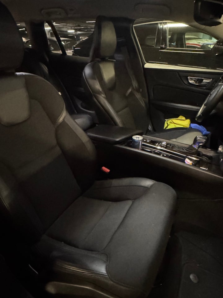 Volvo V60 2,0 D4 190 Momentum aut. 5d