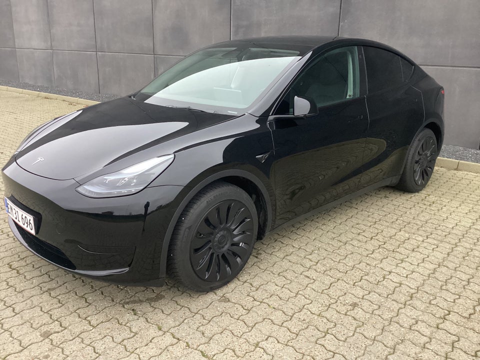 Tesla Model Y RWD 5d