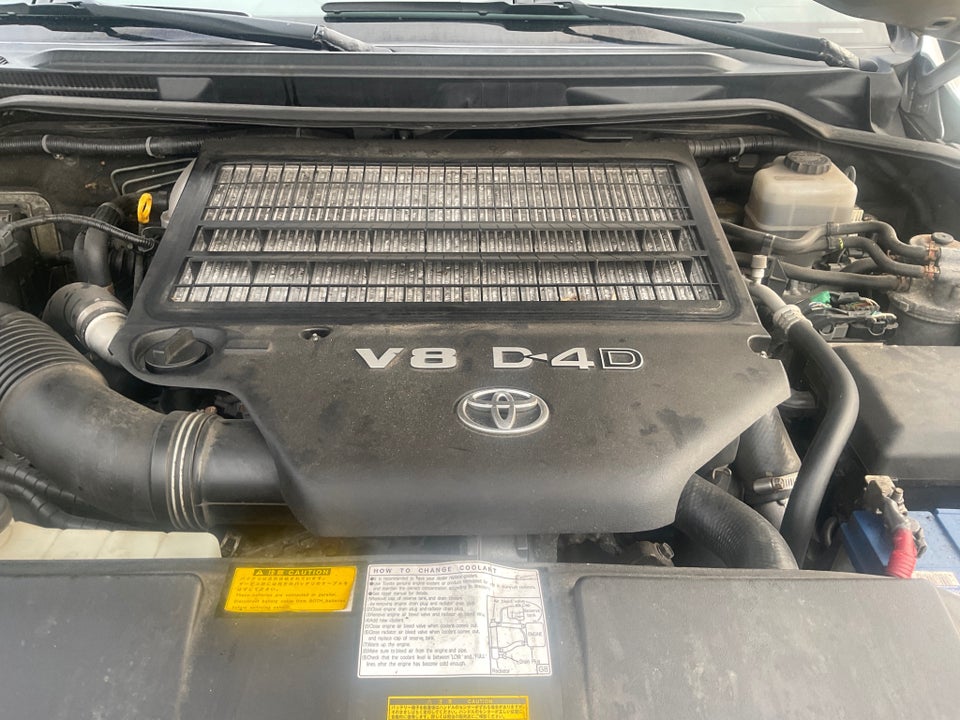 Toyota Land Cruiser 4,5 V8 D-4D aut. 5d