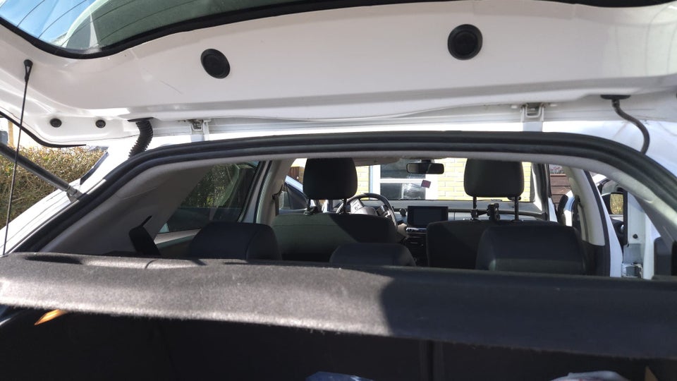 Citroën C4 Cactus 1,6 BlueHDi 100 Shine 5d