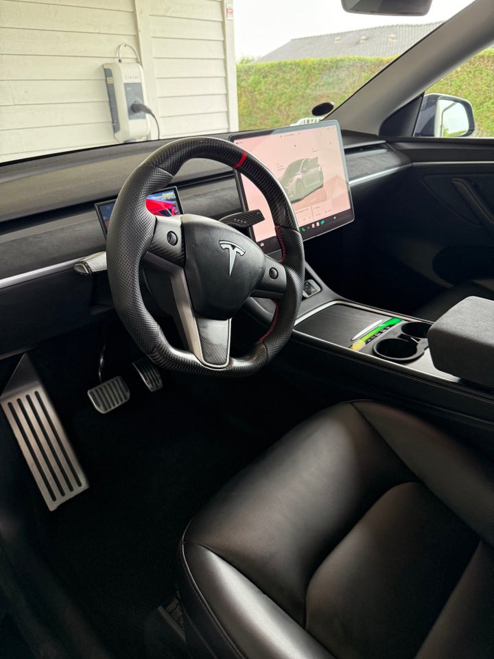 Tesla Model Y Long Range AWD 5d