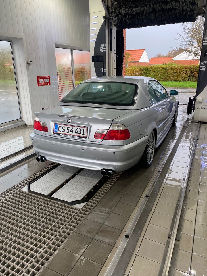 BMW 325i 2,5  4d