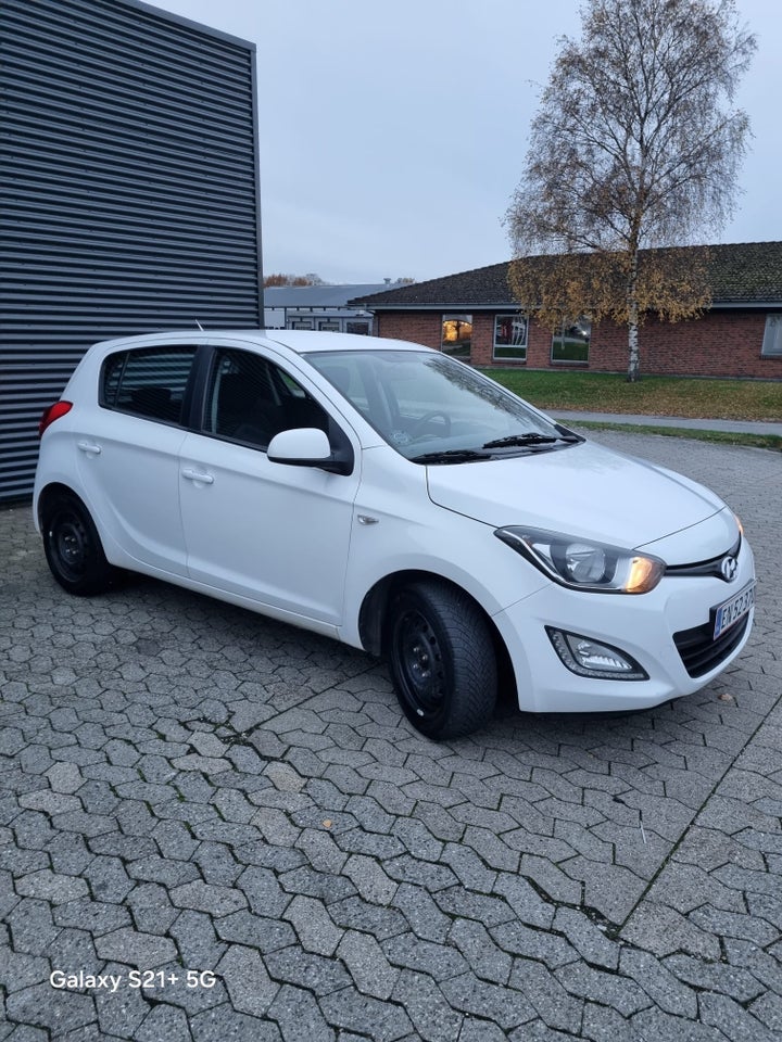 Hyundai i20 1,25 Comfort 5d