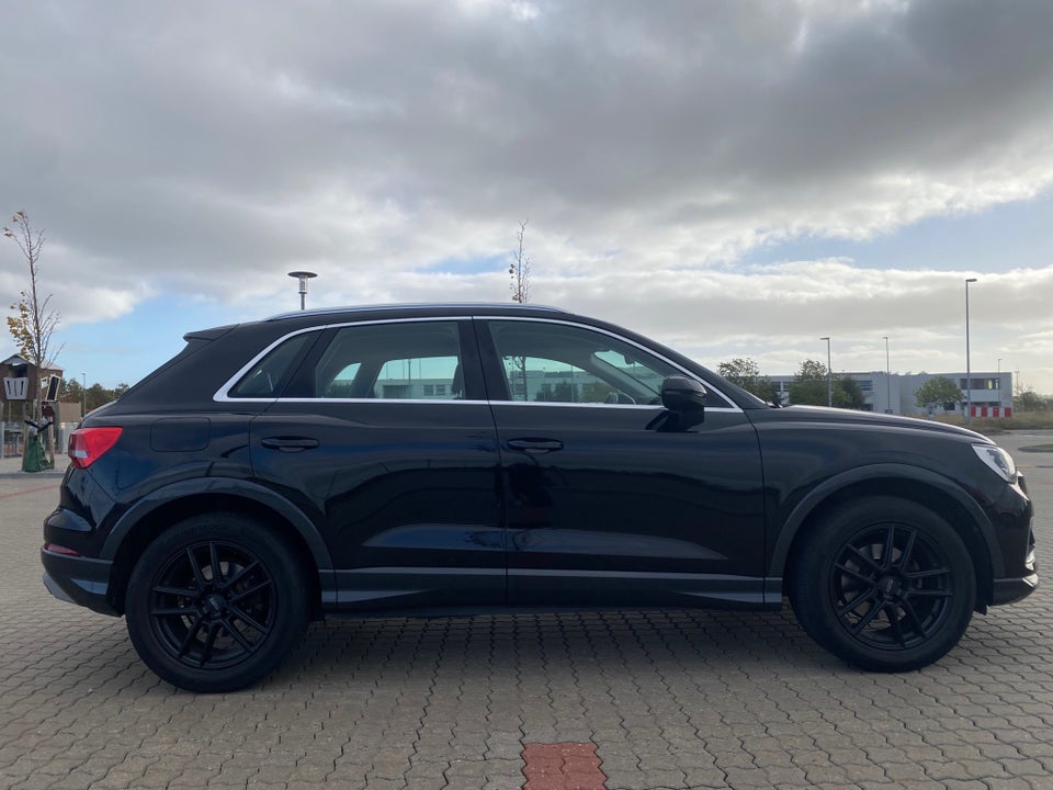 Audi Q3 35 TFSi S-tr. 5d