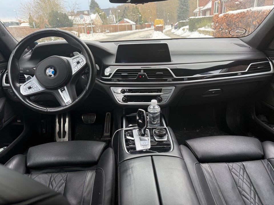 BMW 750i 4,4 xDrive aut. 4d