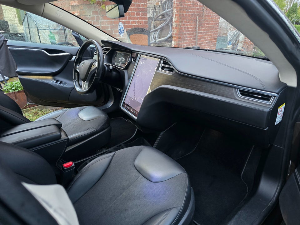Tesla Model S 85D 7prs 5d