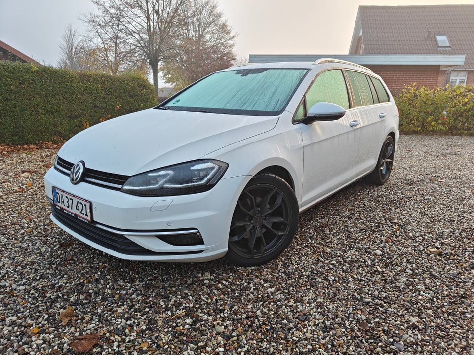 VW Golf VII 2,0 TDi 150 Highline Variant DSG 5d