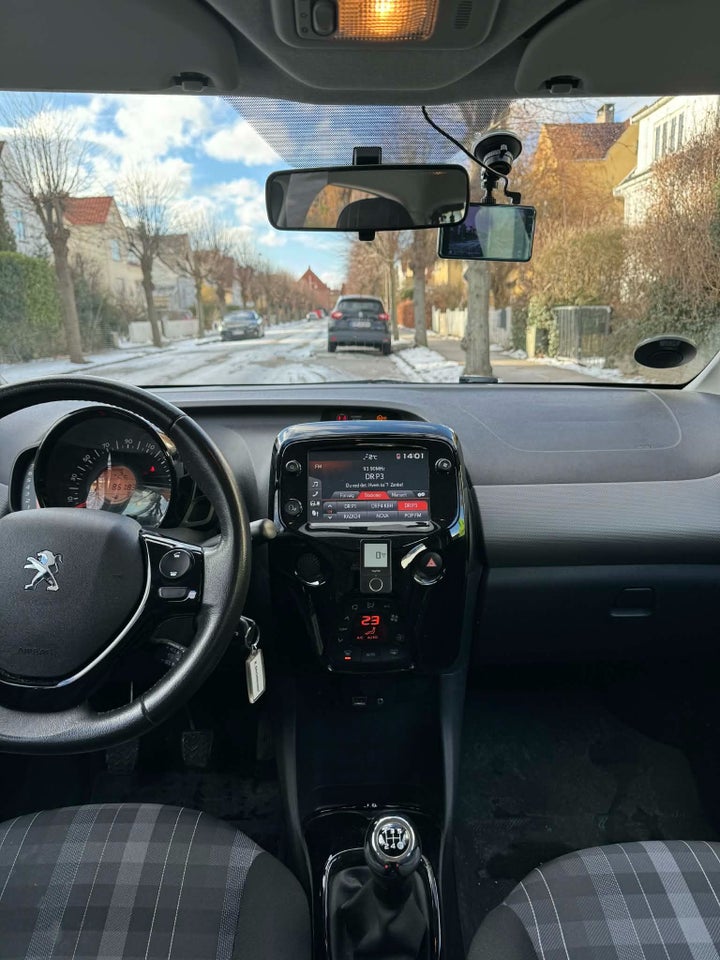 Peugeot 108 1,0 e-VTi 72 Allure+ 5d