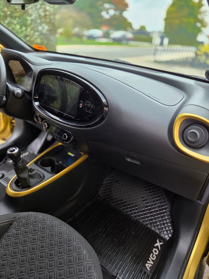 Toyota Aygo X 1,0 Envy 5d