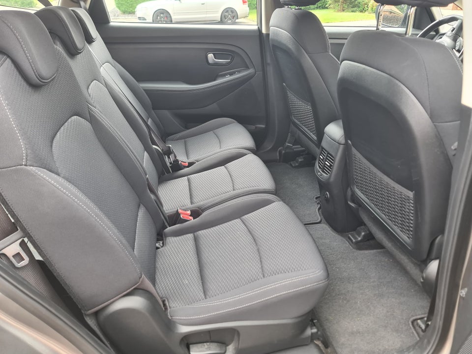 Kia Carens 1,7 CRDi 115 Style 7prs 5d