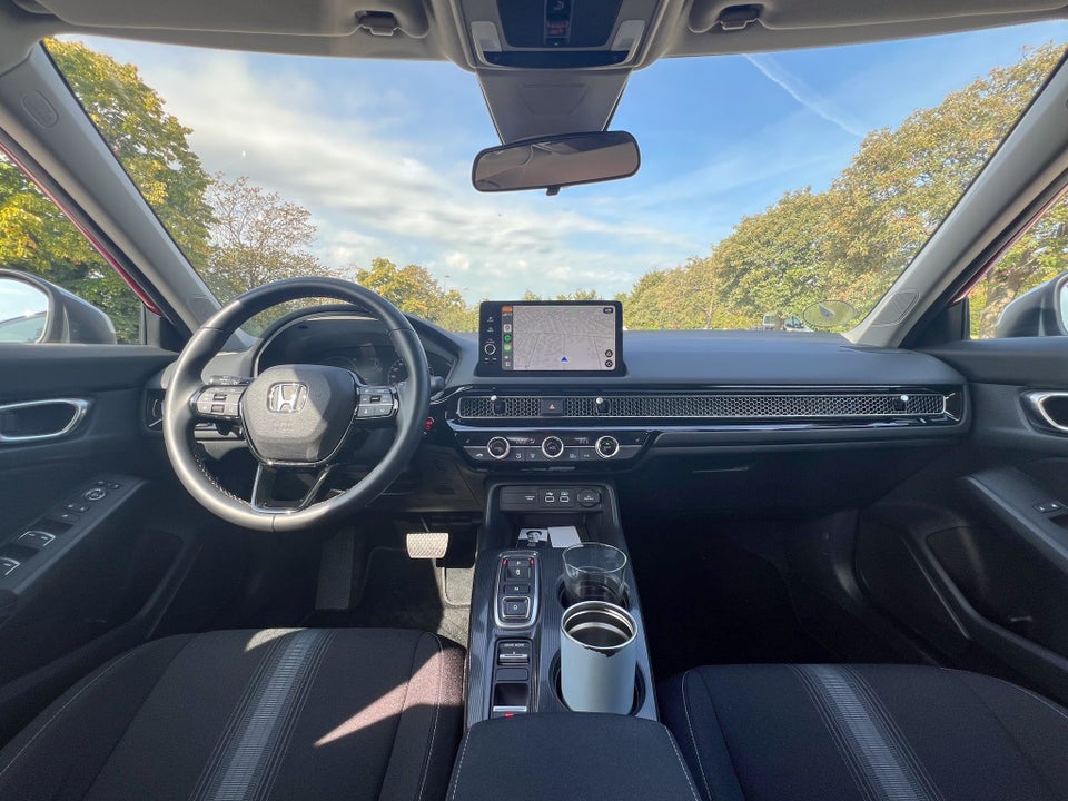 Honda Civic 2,0 e:HEV Elegance eCVT 5d