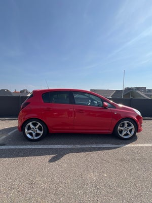 Opel Corsa 1,6 GSi 5d