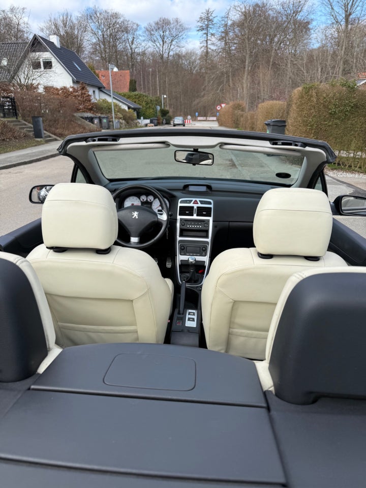 Peugeot 307 2,0 16V CC 2d