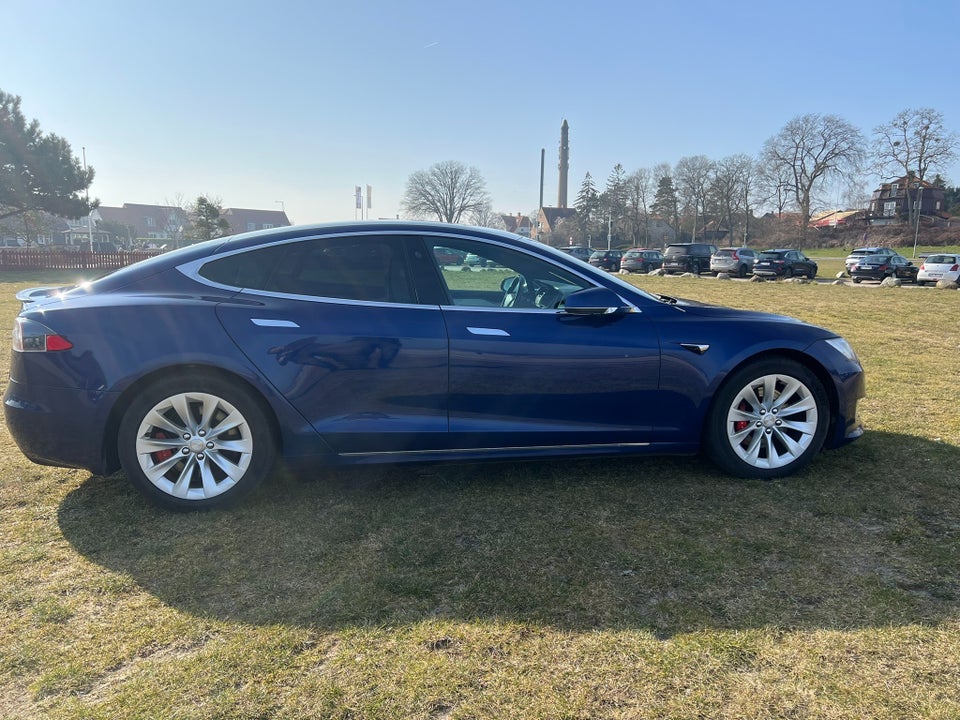 Tesla Model S Ludicrous Performance AWD 5d
