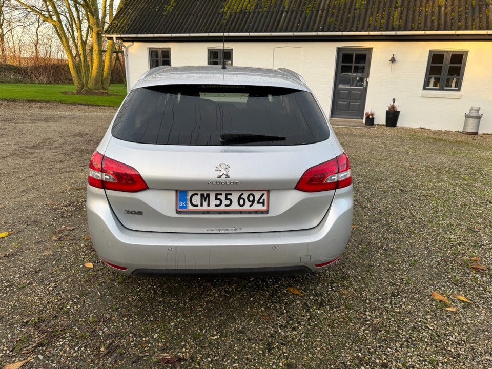 Peugeot 308 1,6 BlueHDi 120 Style SW 5d