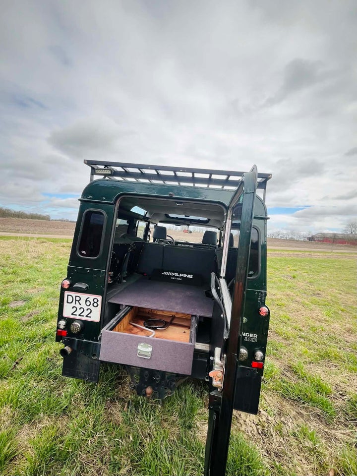 Land Rover Defender 110 2,5 TD5 10prs 5d