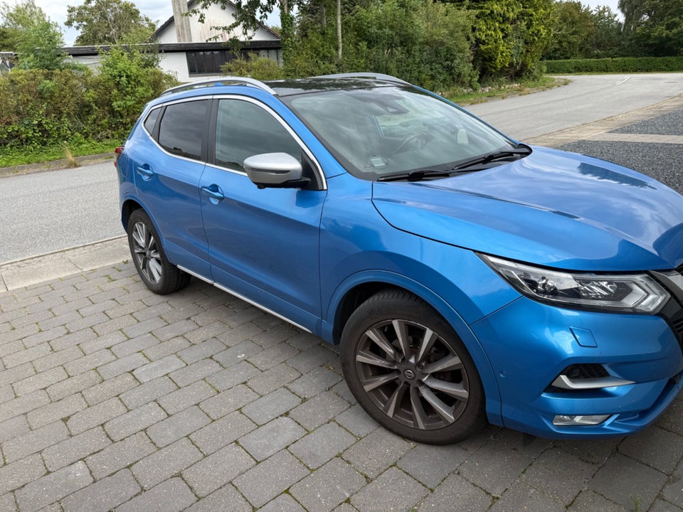 Nissan Qashqai 1,3 Dig-T 140 Tekna+ 5d