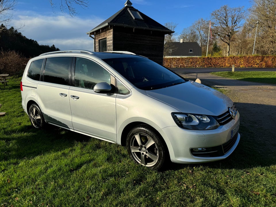 VW Sharan 2,0 TDi 140 Highline DSG 7prs 5d