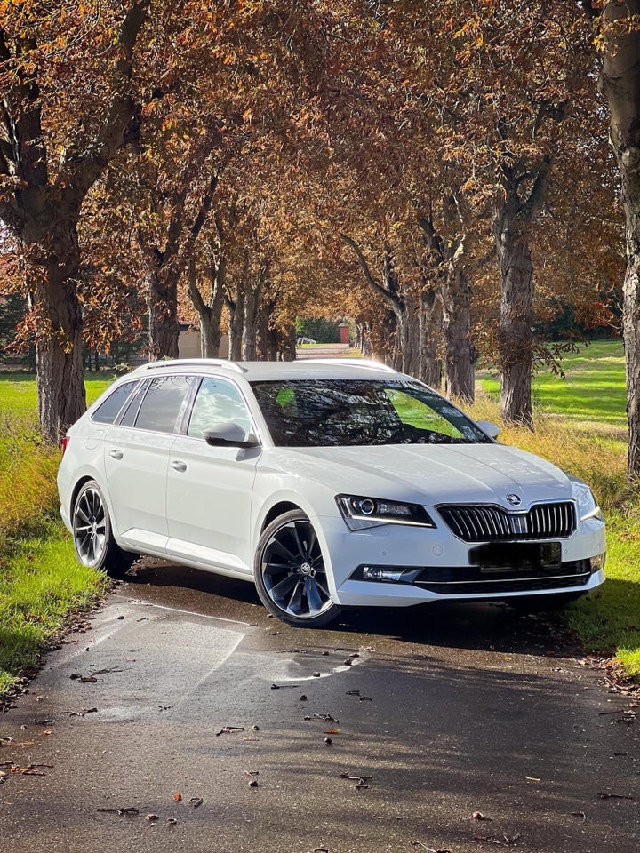 Skoda Superb 2,0 TDi 150 Ambition Combi DSG 5d