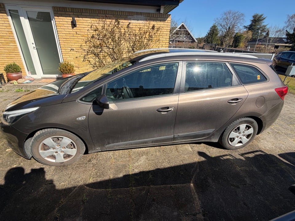 Kia Ceed 1,6 GDi Active+ SW 5d