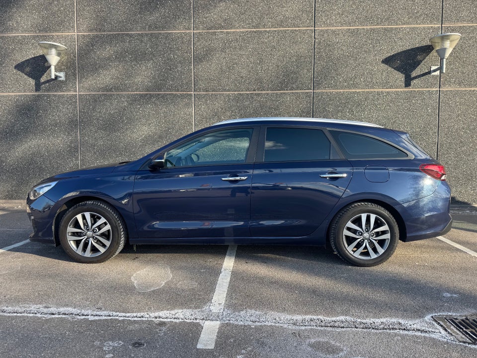 Hyundai i30 1,6 CRDi 115 Trend stc. 5d