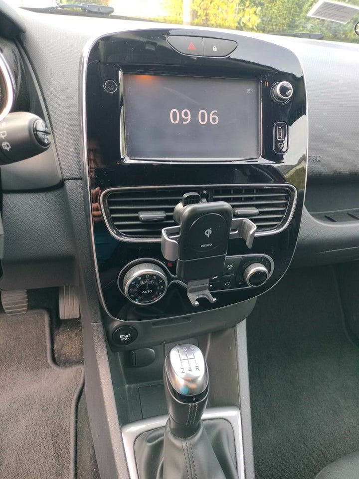 Renault Clio IV 0,9 TCe 90 Limited Sport Tourer 5d
